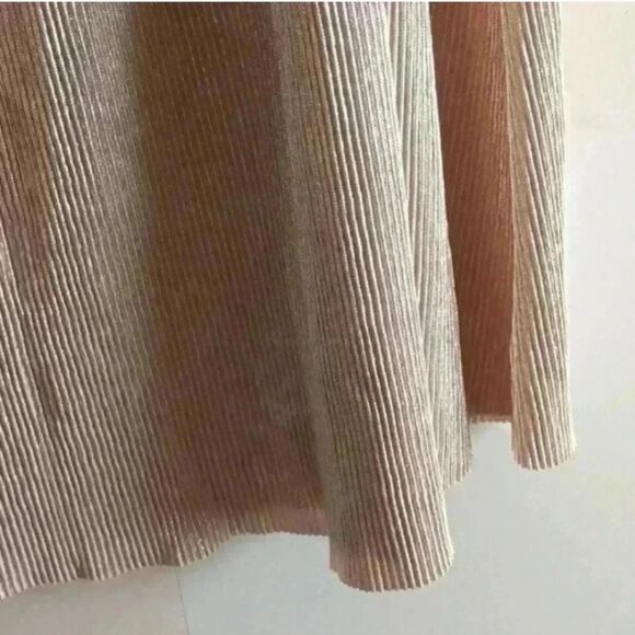 Who What Wear Gold A-Line Midi Skirt Pleated Casual - Picture 7 of 10